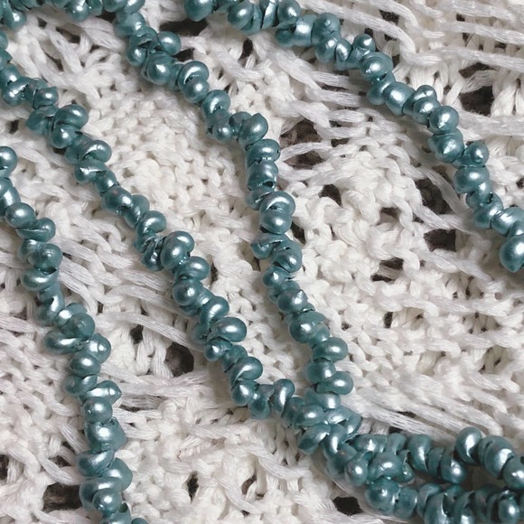 Vintage Jewelry Light Blue Long Mini Shell Lei Necklace - Picture 6 of 6